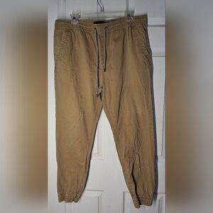 Aeropostale Men's Tan Chino Pants
